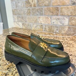 Tory Burch Mini Everly Green Chunky Lug Sole Leather Loafers Size 8